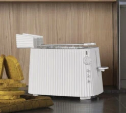 Grille-Pain électrique - 2 Fentes - Blanc Plissé- Alessi -Café Soldes Boutique alessi grille pain lifestyle 1