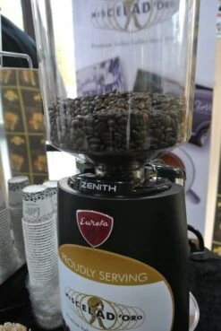 Café En Grains Gran Gourmet 1kg - Miscela D'Oro -Café Soldes Boutique cafe miscela oro italie 2 1