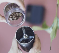 Moulin à Café COMANDANTE C40 MK4 Nitro Blade American Cherry -Café Soldes Boutique comandante mk4 internal 1 1