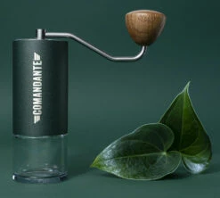 Moulin à Café Manuel COMANDANTE C40 MK4 Nitro Blade Racing Green -Café Soldes Boutique comandante racinggreen 2
