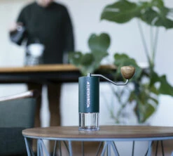 Moulin à Café Manuel COMANDANTE C40 MK4 Nitro Blade Racing Green -Café Soldes Boutique comandante racinggreen 4