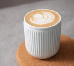 Set De 2 Mugs Douro Double Paroi - Porcelaine Blanche - 10cl - BODUM -Café Soldes Boutique lifestyle 1