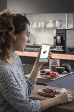 Delonghi Maestosa EPAM 960.75.GLM Pack Zen Garantie 5 ANS -Café Soldes Boutique mano wirless donna 02