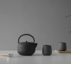 2 Tasses Double Paroi Nicola 60 Ml Noires - VIVA SCANDINAVIA 6 2 Tasses Double Paroi Nicola 60 Ml Noires - VIVA SCANDINAVIA -Café Soldes Boutique nicola small lifestyle