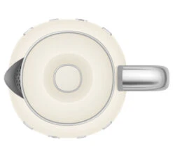 Mini Bouilloire SMEG - Crème - KLF05CREU 0,8 L + Offre Cadeau 21 Mini Bouilloire SMEG - Crème - KLF05CREU 0,8 L + Offre Cadeau -Café Soldes Boutique smeg minib creme2