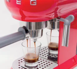 Set Petit-Déjeuner Machine Expresso ECF01RDEU Et Moulin à Café CGF01RDEU Rouge - SMEG 7 Set Petit-Déjeuner Machine Expresso ECF01RDEU Et Moulin à Café CGF01RDEU Rouge - SMEG -Café Soldes Boutique smeg pack rouge 3
