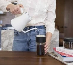 Bouilloire Traditionnelle Stagg Blanc 1 L Col De Cygne - FELLOW -Café Soldes Boutique staggblc amb